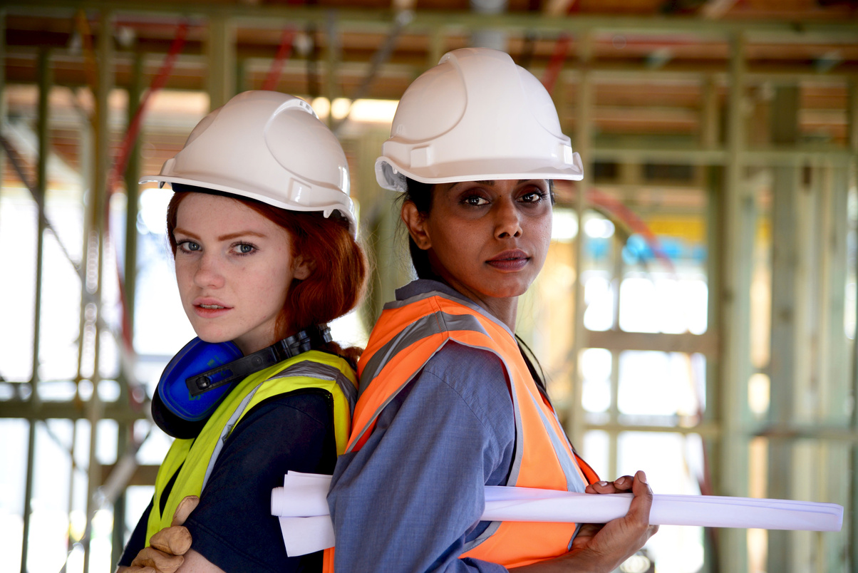 SYD112017 Empowered strong women construction workers